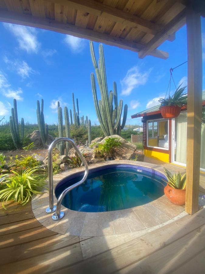 Cozy Studio With Private Spa Oranjestad Exterior photo
