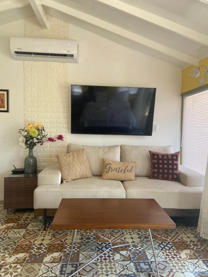 Cozy Studio With Private Spa Oranjestad Exterior photo